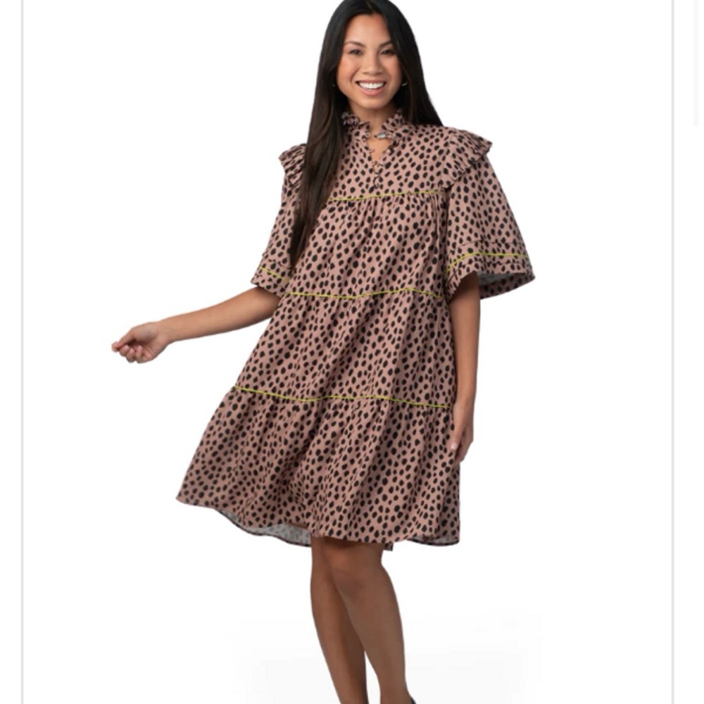 Crosby By Mollie Burch Maisie Dress Size Small Tan Leopard Print Tiered Ruffle